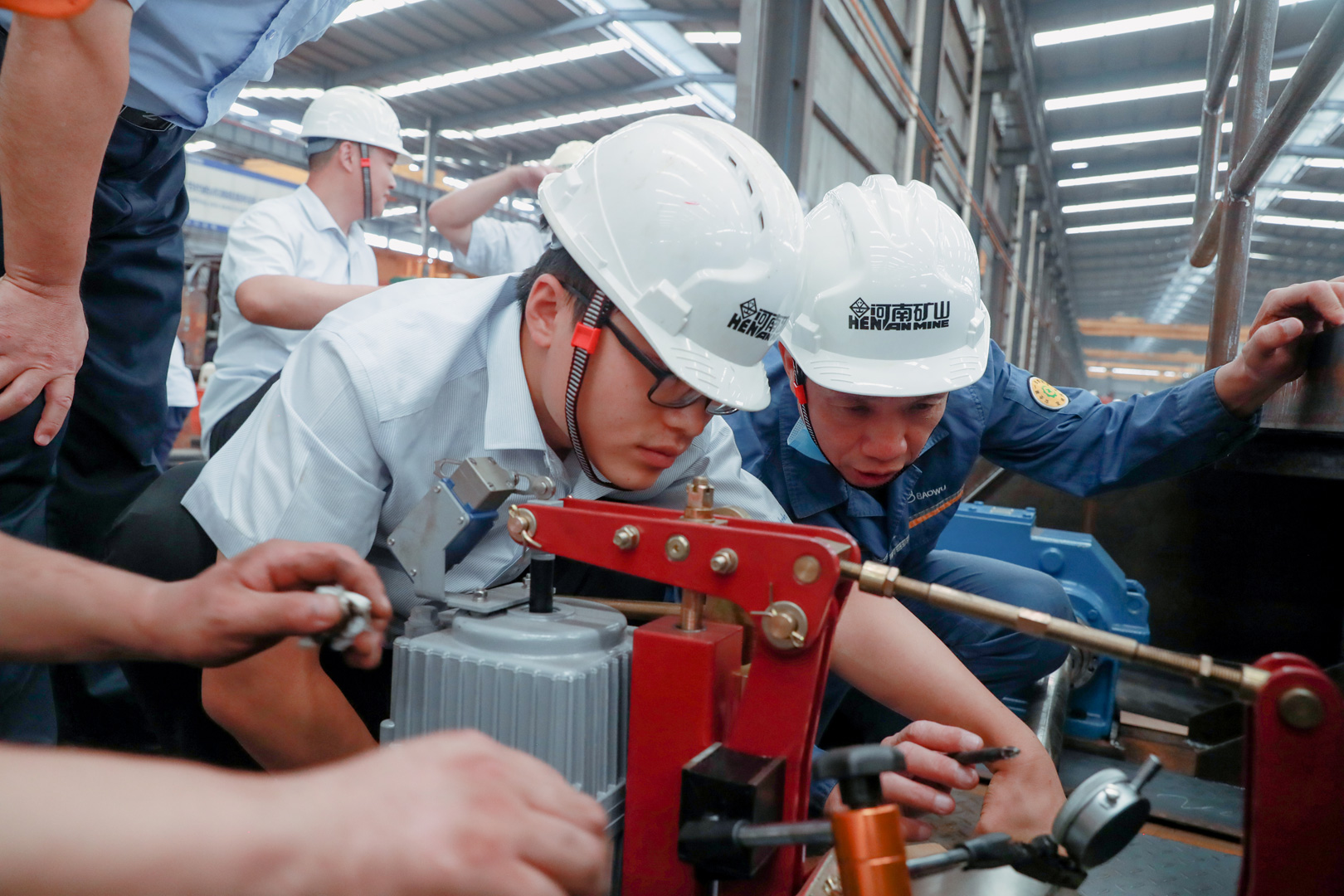 河南省礦山起重機有限公司 河南省礦山起重機有限公司