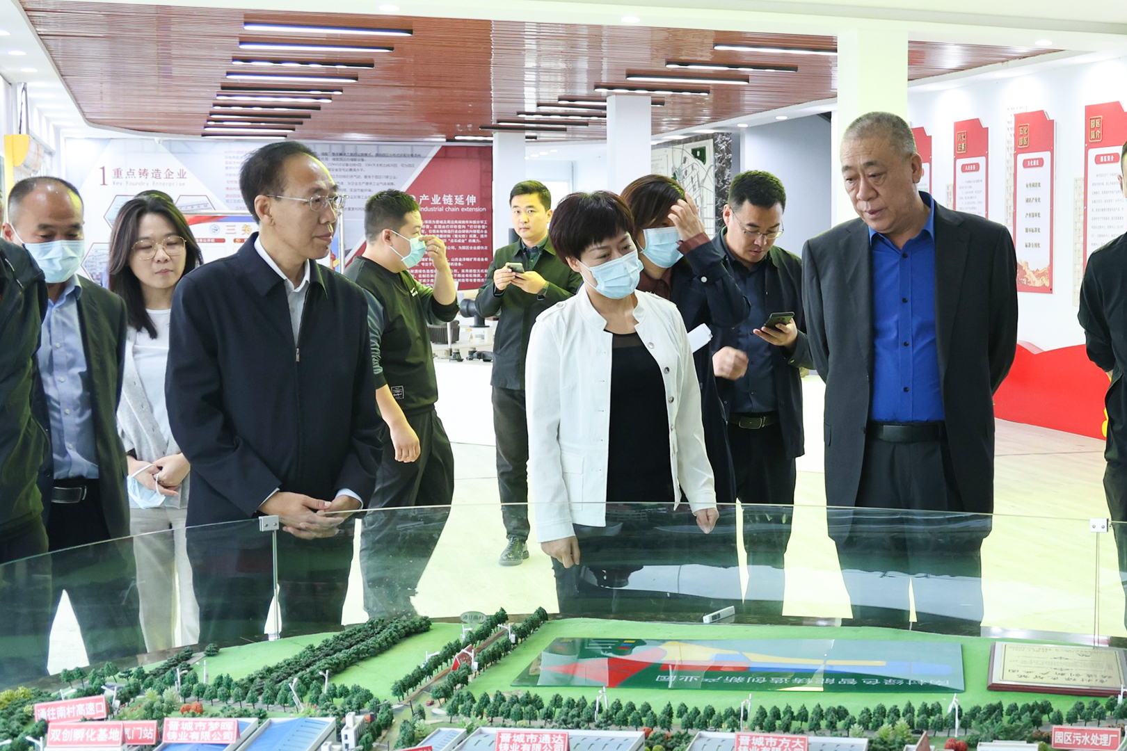 河南省礦山起重機(jī)有限公司 河南省礦山起重機(jī)有限公司